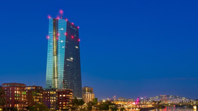 Banca Central Europeană. FOTO pxel_photographer