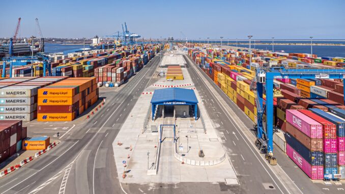 Scannerul DP World din Portul Constanța. FOTO Pointpa