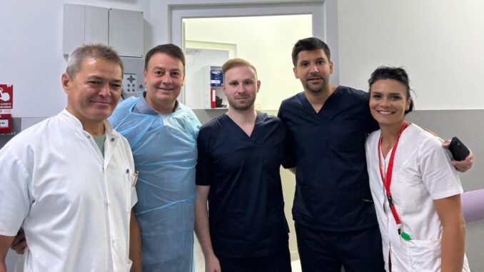 Președintele CJ Constanța, Florin Mitroi și echipa de cardiologie de la Spitalul Județean Constanța. FOTO CJC