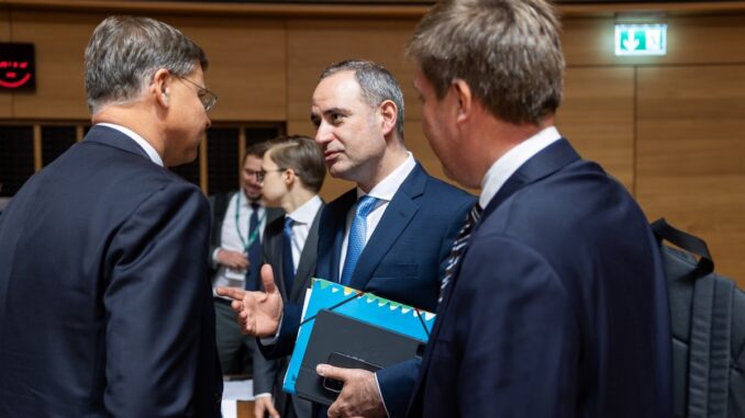 Ministrul Alexandru Nazare. FOTO MF