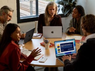 Tehnologia ajută în business. FOTO Apple