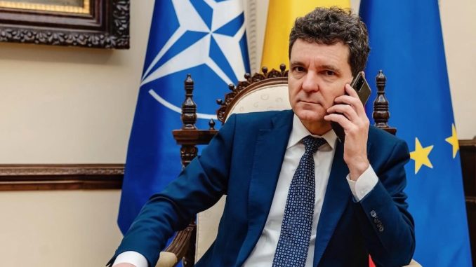 Nicușor Dan, a discutat telefonic. FOTO AP